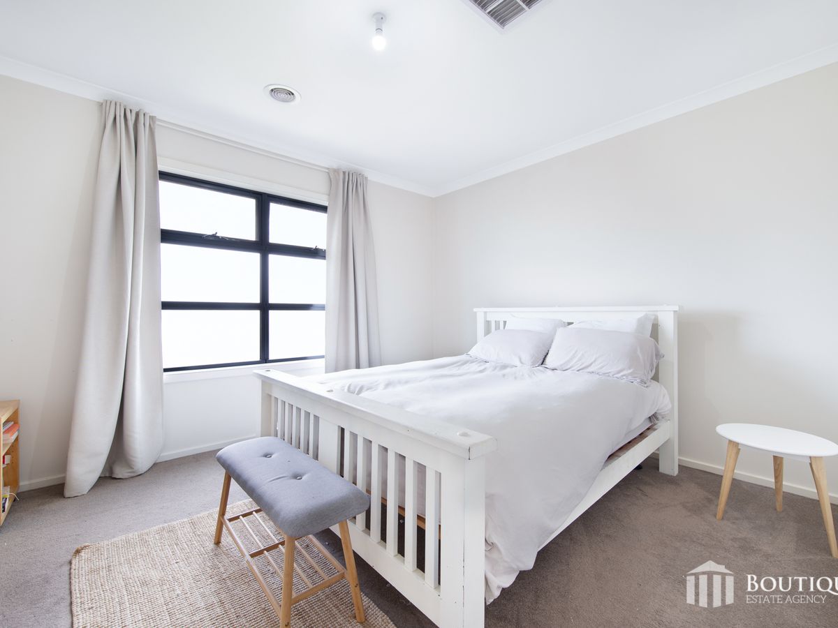 233 Outlook Drive , Dandenong North Boutique Estate Agency