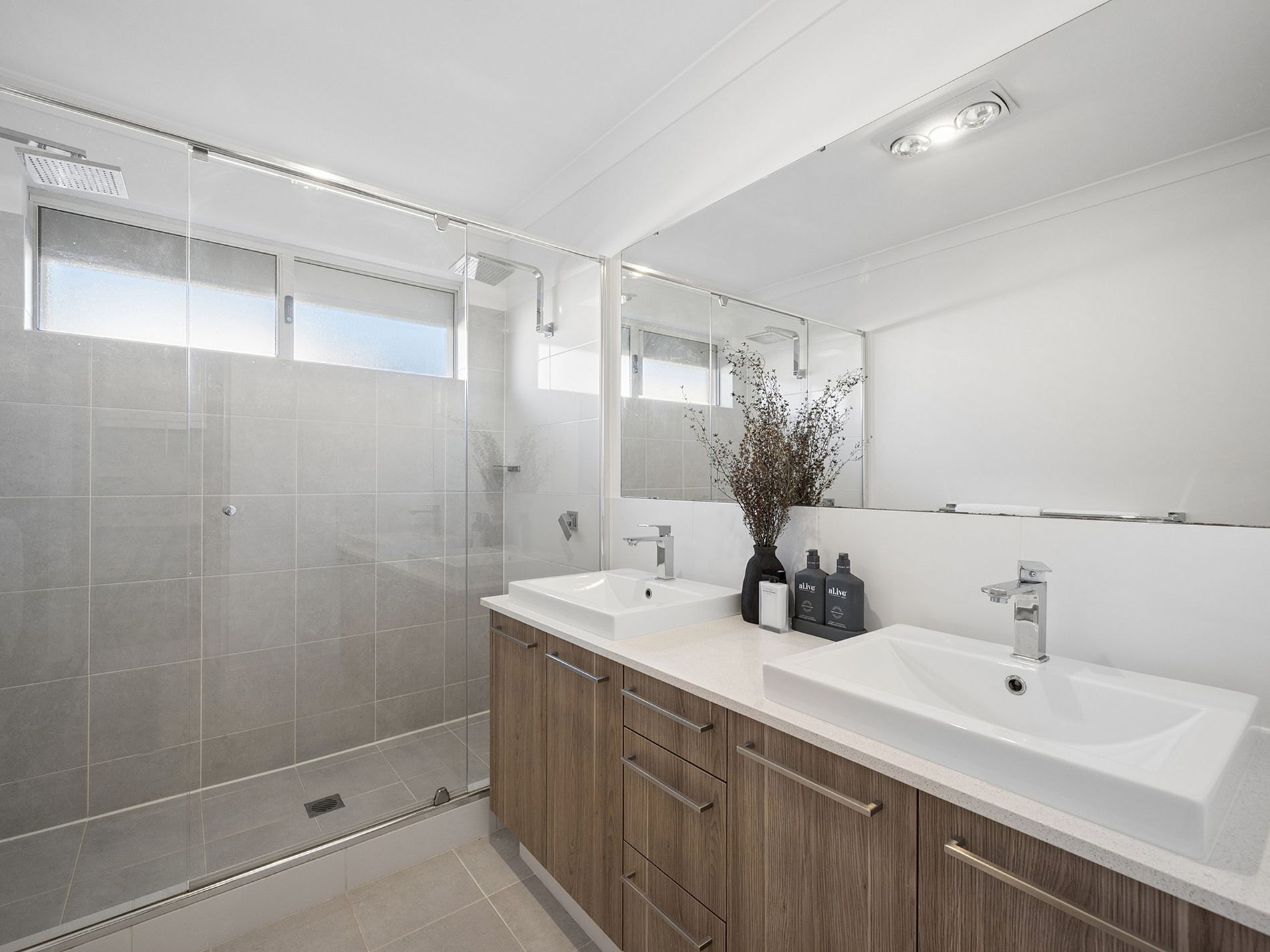 21 Claystone Loop, Piara Waters