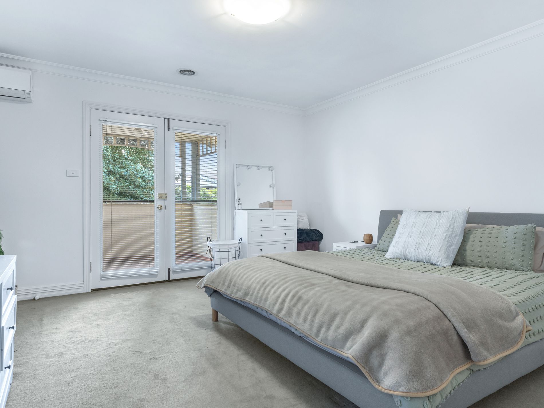 143 Johnston St,, Newport
