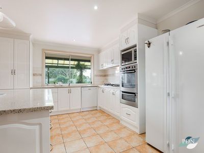 5 Ray Court, Werribee