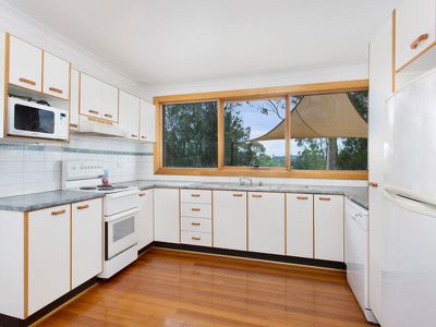 62 Edgeworth Avenue, Kanahooka