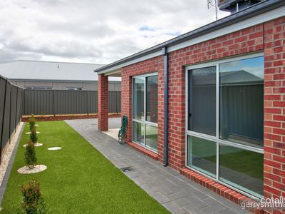 3 Wirth Court, Horsham