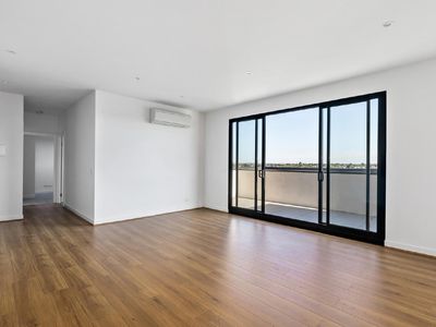 701 / 10 clinch avenue, Preston