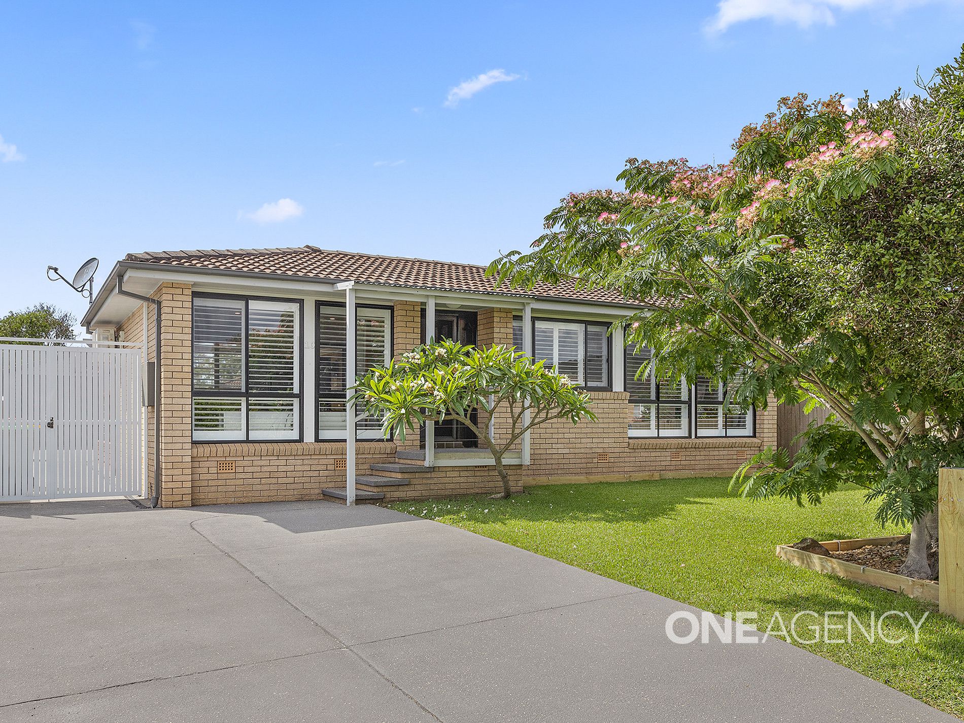 10 Badgery Street, Albion Park One Agency Elite Property Group