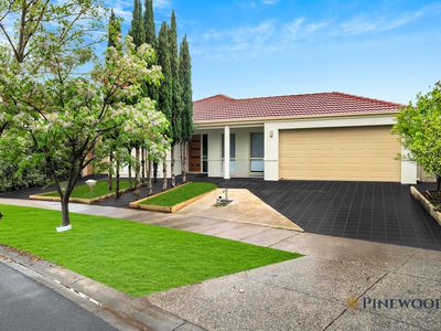 15 Weigall Close, Caroline Springs