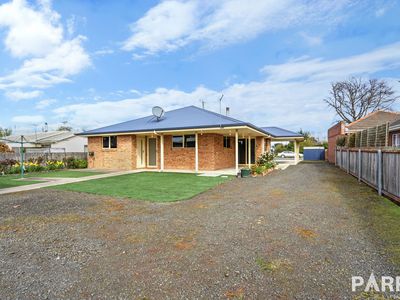 121 Wellington Street, Longford