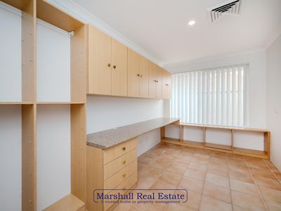 26 Tableland Way, Carramar