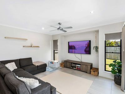 14 Samuel Walker Street , Baringa