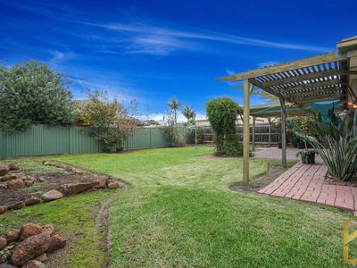 11 Mount Eagle Way, Wyndham Vale