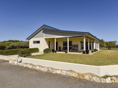 21 LAKESIDE DRIVE, Beachport