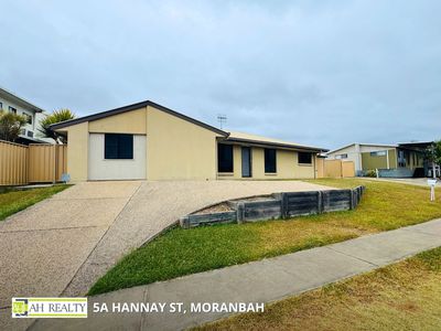 5A Hannay Street, Moranbah