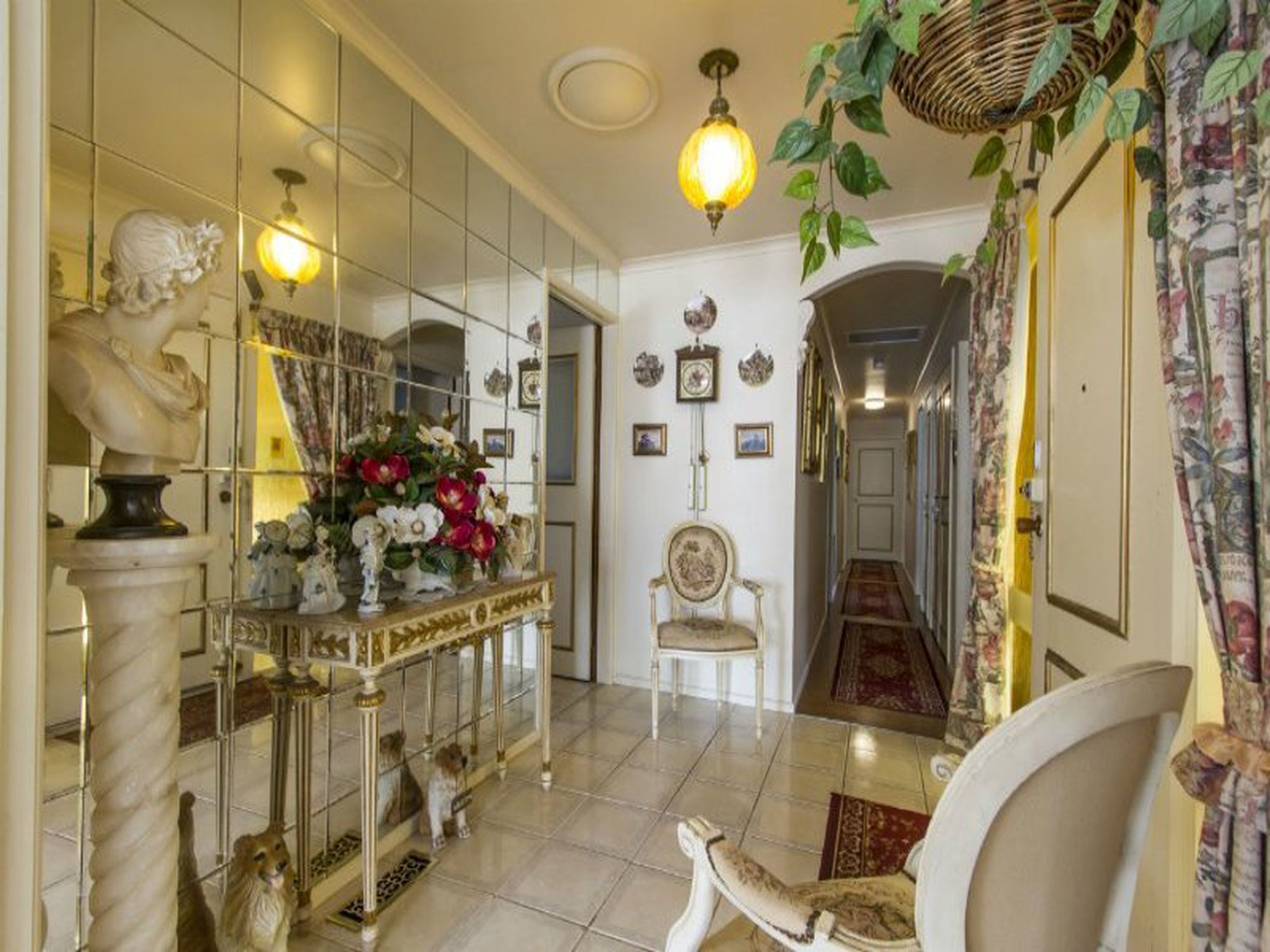 gallery