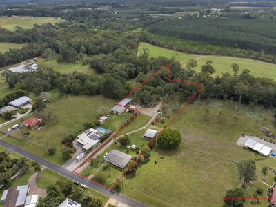 35 Peters Road, Glass House Mountains