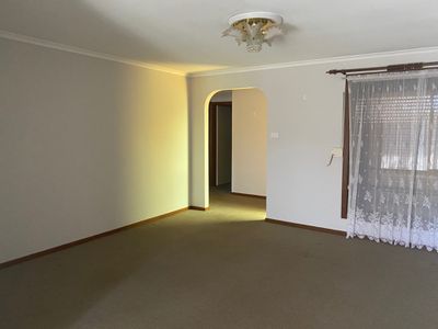 4 Retreat Place, Werribee