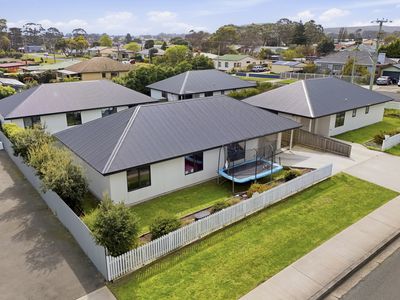 2 / 43 Adelaide Street, George Town