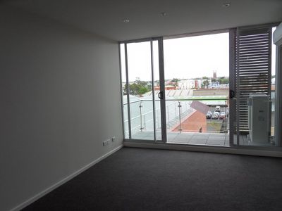 402 / 8 Gheringhap Street, Geelong