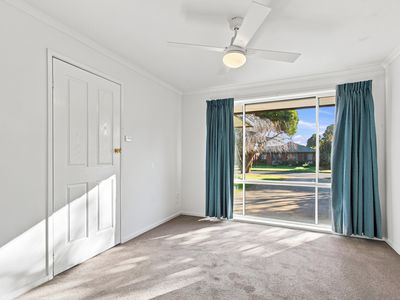 4 Wright Court, Sale