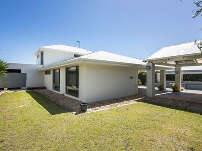 180 Lagoon Drive, Yanchep