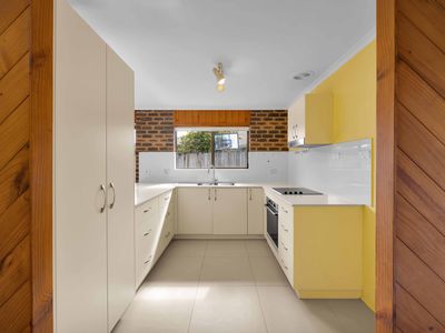 6 McNab Avenue, Tewantin