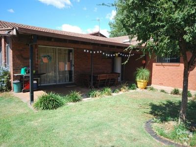 24 Alder Place, Dubbo