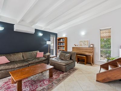 2 Gamage Way, Lockridge