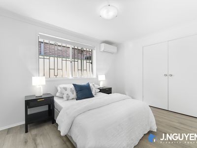 24 Buranda Crescent, St Johns Park