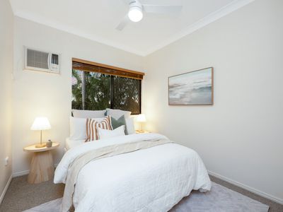 1 Saint Helens Drive, Mount Louisa