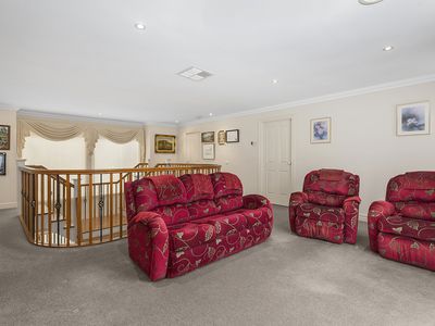 12 Glenns Court, Woodend