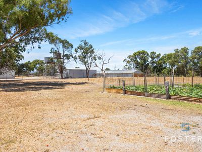 1324 Thomas Road, Oakford