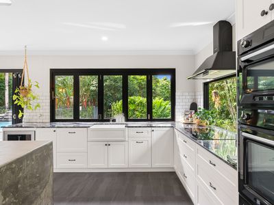 42-44 Osprey Close, Bayview Heights