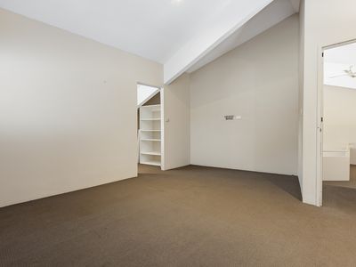 91 Mustang Road, Champion Lakes
