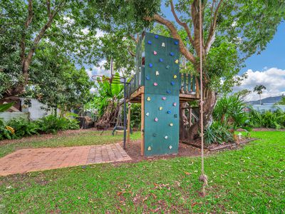 5 Pearl Close, Bayview Heights