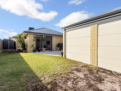 24 Wolfson Way, Piara Waters