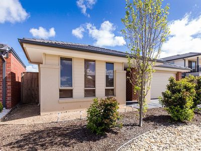 32 Kingsford Drive, Point Cook
