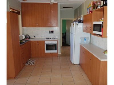 8 Weaver Place, South Hedland