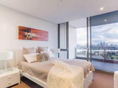 1502 / 2 Oldfield Street, Burswood