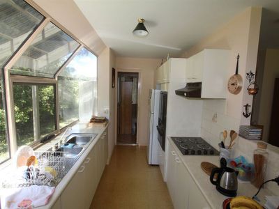 24 Nugents Creek Road, Kangaroo Valley