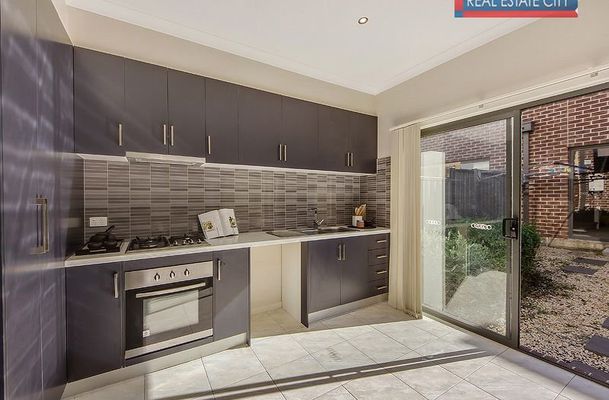 139 Marathon Boulevard, Craigieburn