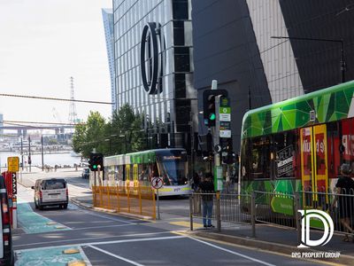 811 / 677 La Trobe Street, Docklands
