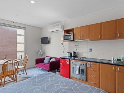 602 / 12 Victoria Avenue, Perth