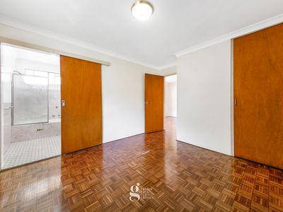 10 / 16A Meadow Crescent, Meadowbank