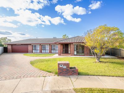 5 Hopkins Court, Shepparton