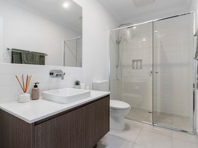 6 Wineglass Walk, Carrum Downs