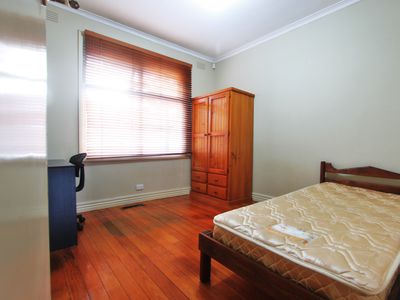1 / 1 Koonawarra Street, Clayton