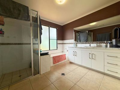 48 Grosvenor Drive, Moranbah