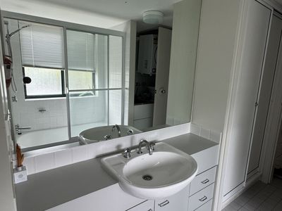1433 / 615 Kunapipi Road, Laguna Quays