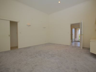 81 Glanton Way, Dianella