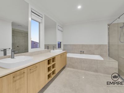 39 Noir Street, Clyde