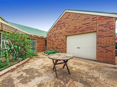 18 Oaktree Avenue, Wyndham Vale