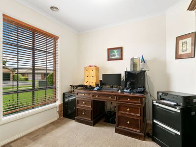 14 Thornley Court, Sale